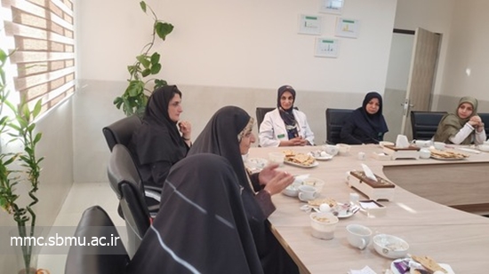 بازدید اعضاء برد رشته مامایی از مرکز مهدیه