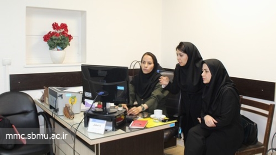 بازدید مدیریت بهره‌ وری دانشگاه از بیمارستان مهدیه در اجرای دستورالعمل استاندارد ثبت اطلاعات 